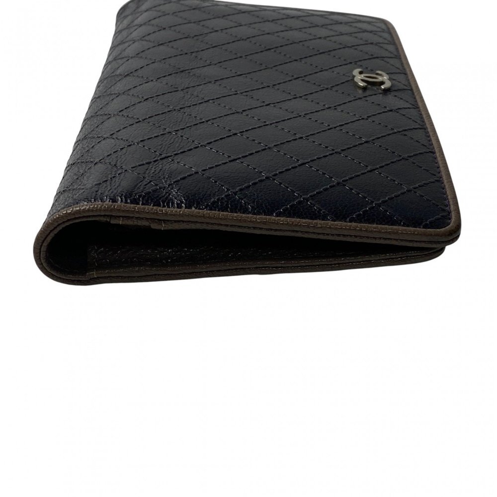 CHANEL Logo Wallet - Picture 3 of 14